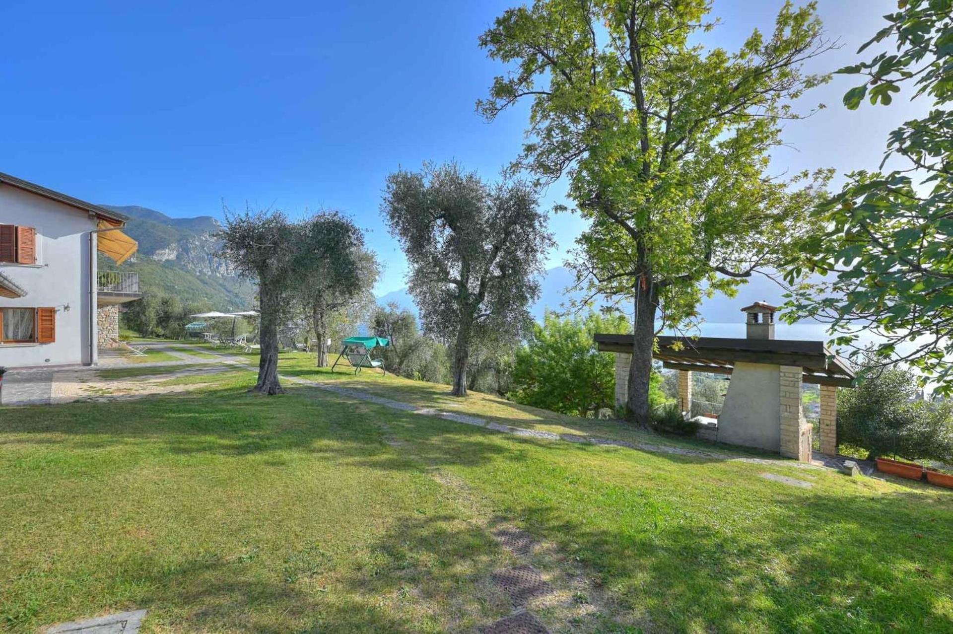 Agriturismo L'Uliveto Gargnano Eksteriør billede