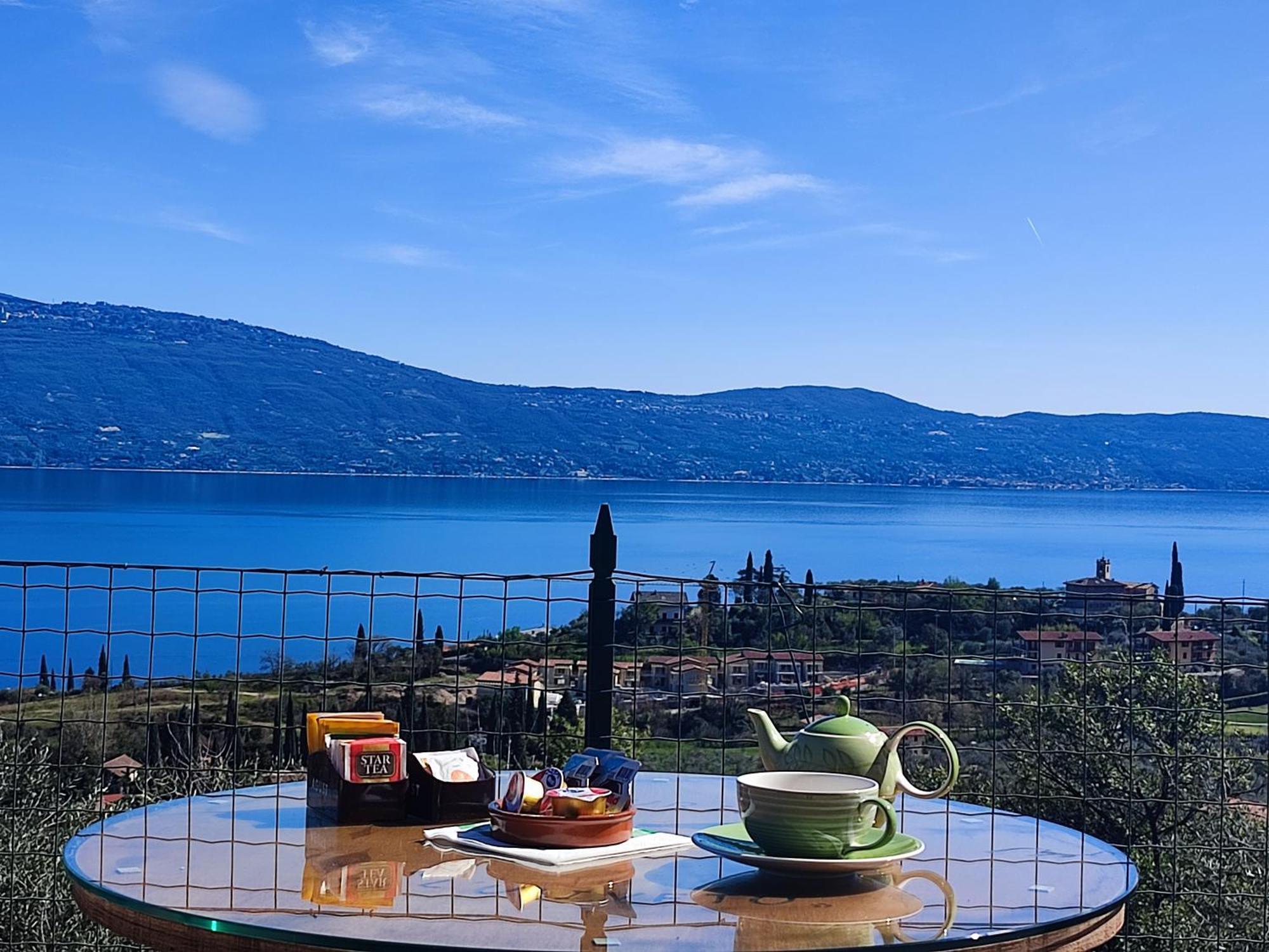 Agriturismo L'Uliveto Gargnano Eksteriør billede