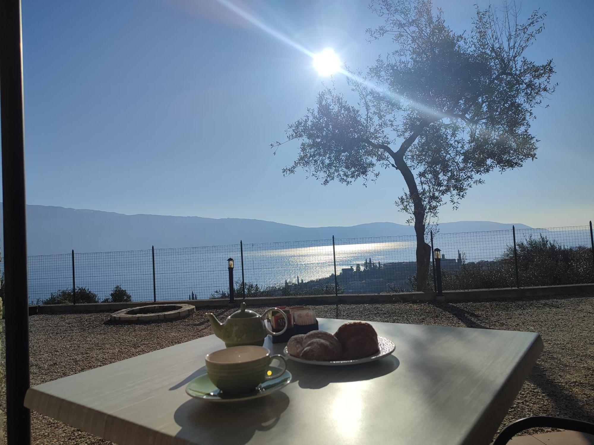 Agriturismo L'Uliveto Gargnano Eksteriør billede